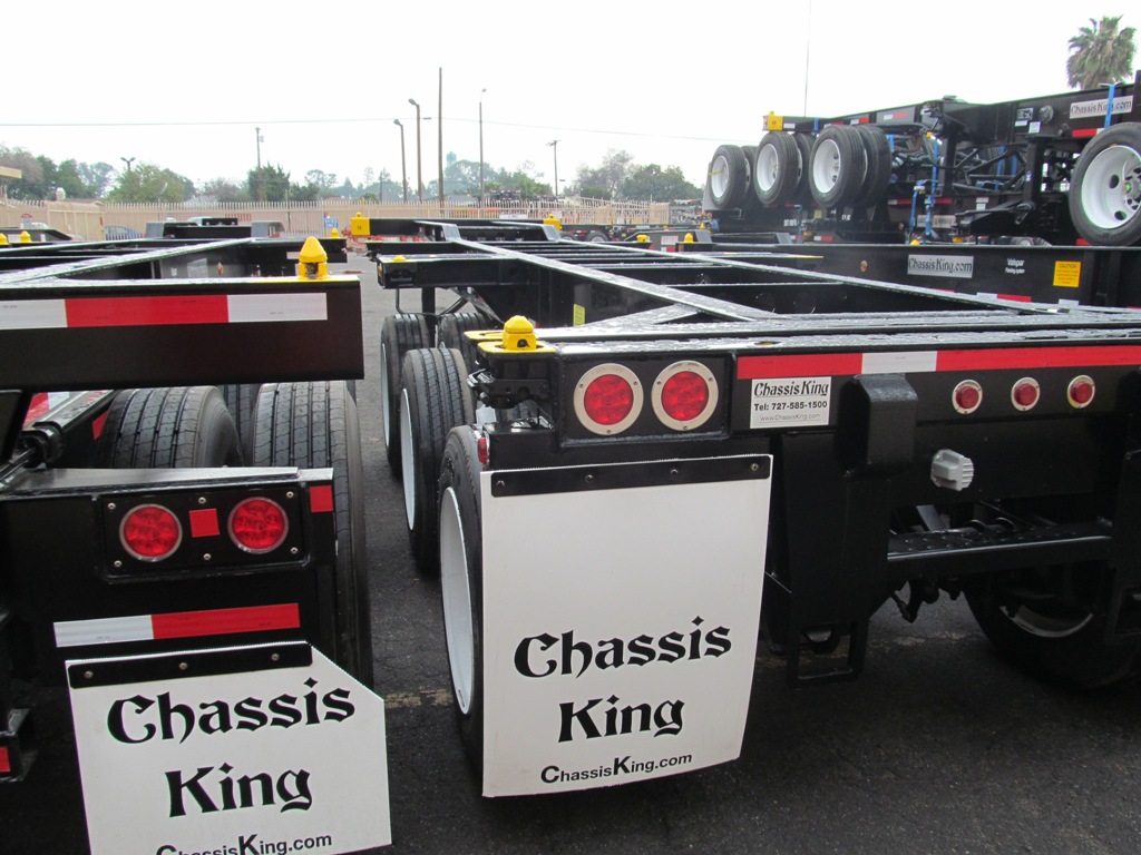 http://www.chassisking.com/images/products/regular/20-40-foot-tri-Axle-slider-chassis-20-40-foot-tri-axle-12-pin-slider-chassis.jpg